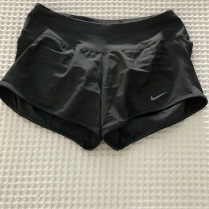 Nike dry fit short size XS